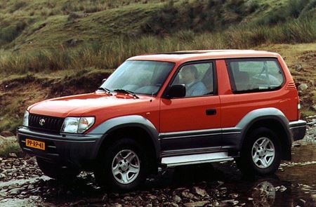 Obrázok pre kategóriu Silentbloky TOYOTA LAND CRUISER 90,95
