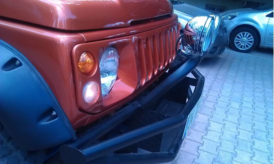 Obrázok Suzuki Samurai predný gril