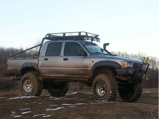 Obrázok Rozširovacie lemy TOYOTA HILUX Ln65