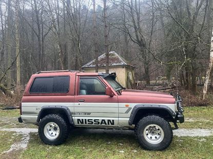 Obrázok pre výrobcu Rozširovacie lemy NISSAN PATROL K160, K260